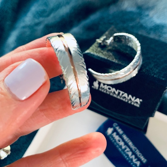 Goddess FEATHERS Hoop earrings NEW, gorgeous ✨ - Picture 7 of 8